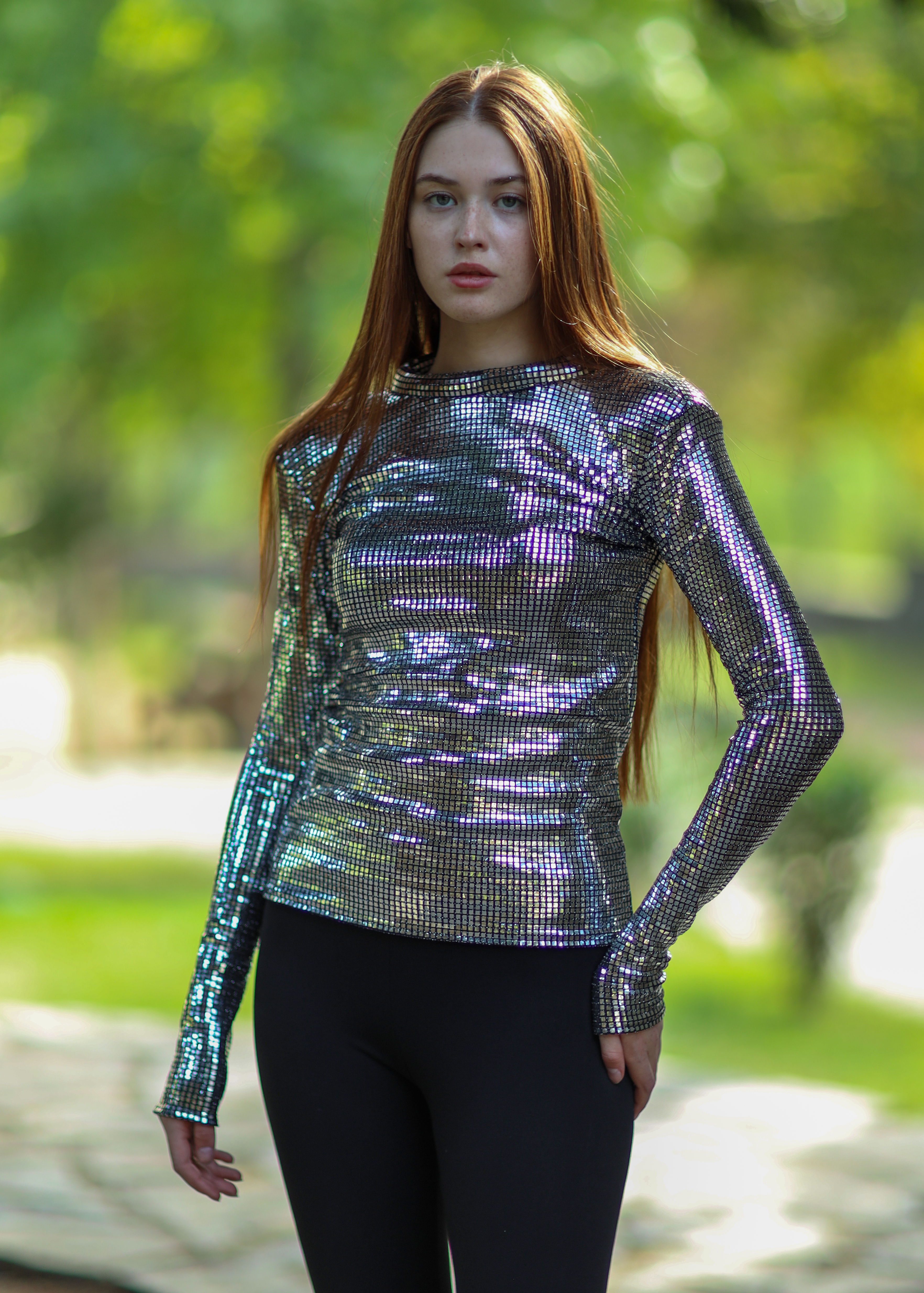 Kadın Uzun Kollu Arka Fermuarlı Uzun Yaka Bluz